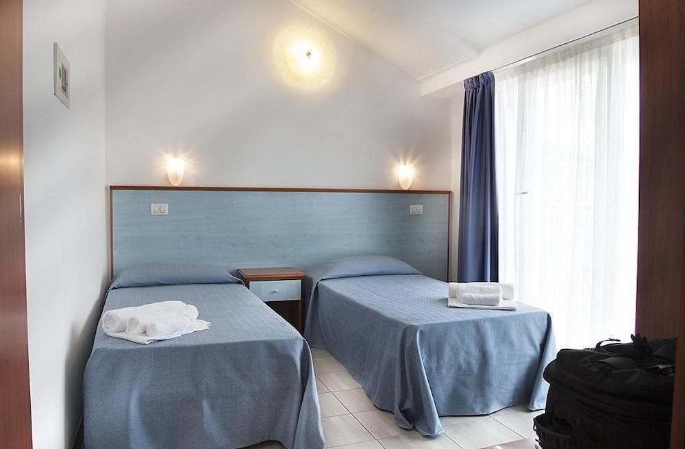 Hotel Brienz Bellaria-Igea Marina Exterior photo