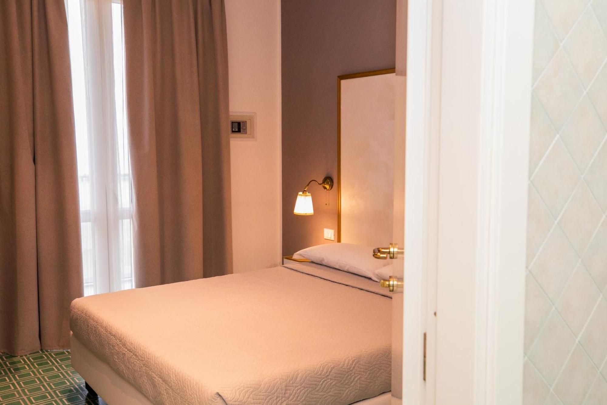 Hotel Brienz Bellaria-Igea Marina Exterior photo