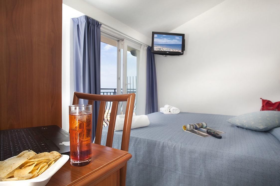 Hotel Brienz Bellaria-Igea Marina Exterior photo